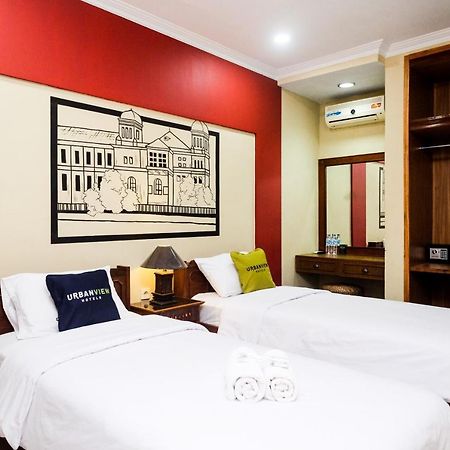 OYO 3778 Hotel Wisnugraha Syariah Yogyakarta Bagian luar foto