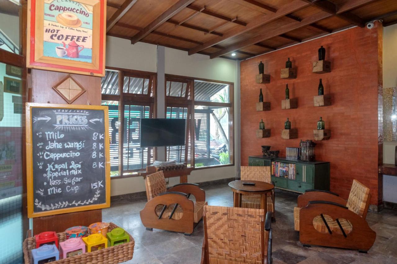 OYO 3778 Hotel Wisnugraha Syariah Yogyakarta Bagian luar foto