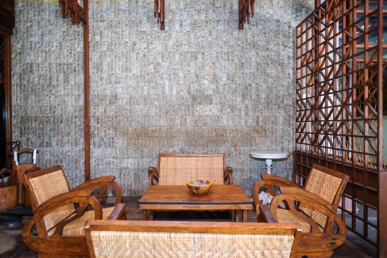 OYO 3778 Hotel Wisnugraha Syariah Yogyakarta Bagian luar foto
