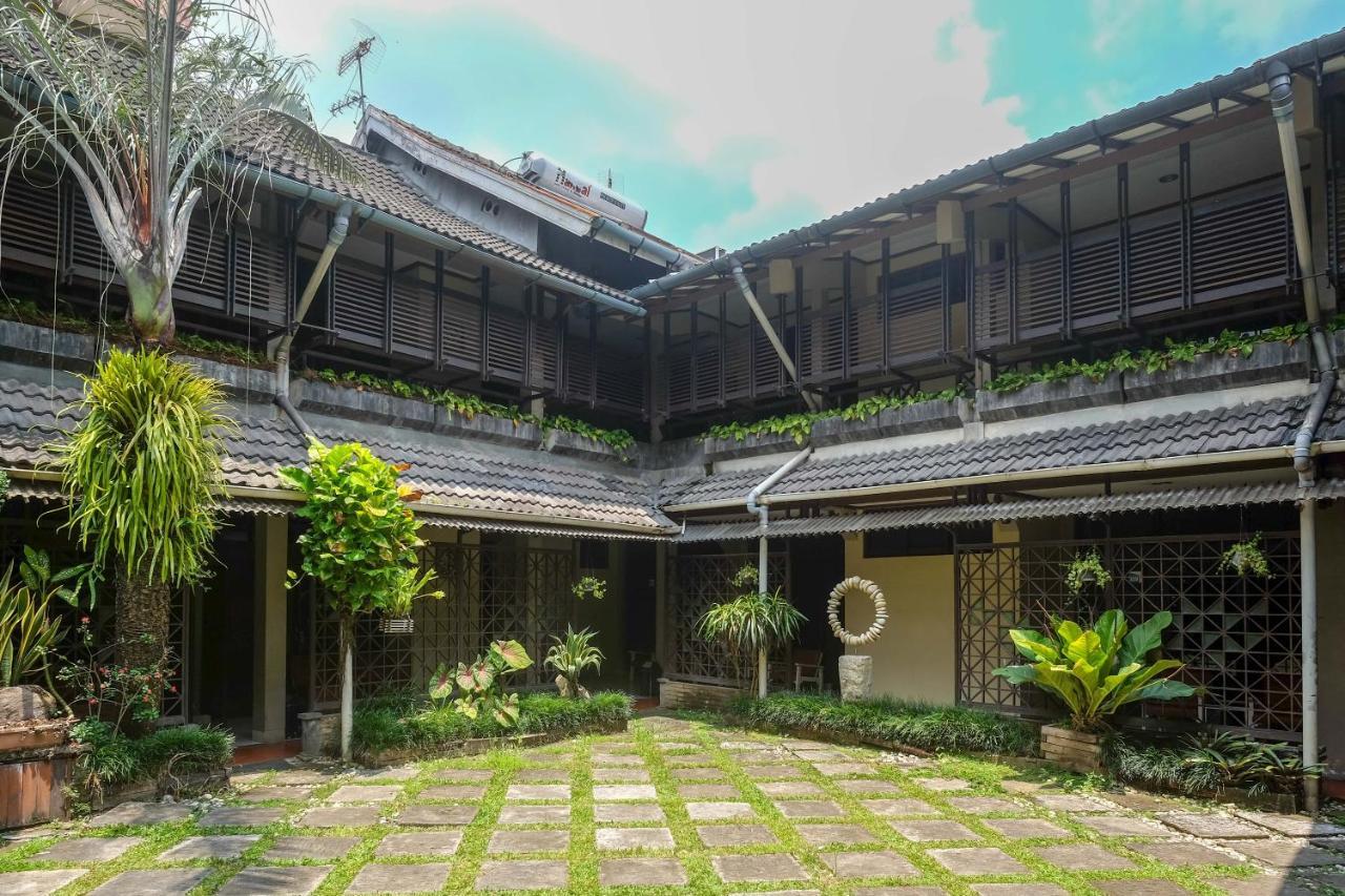 OYO 3778 Hotel Wisnugraha Syariah Yogyakarta Bagian luar foto