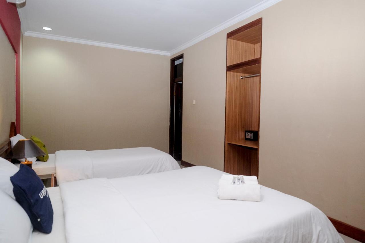 OYO 3778 Hotel Wisnugraha Syariah Yogyakarta Bagian luar foto